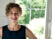 Dr Françoise Seveno