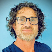 Dr Stéphane Saint-Hillier