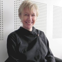 Dr Annie Calvez