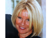 Dr Anne Vaillant Moga