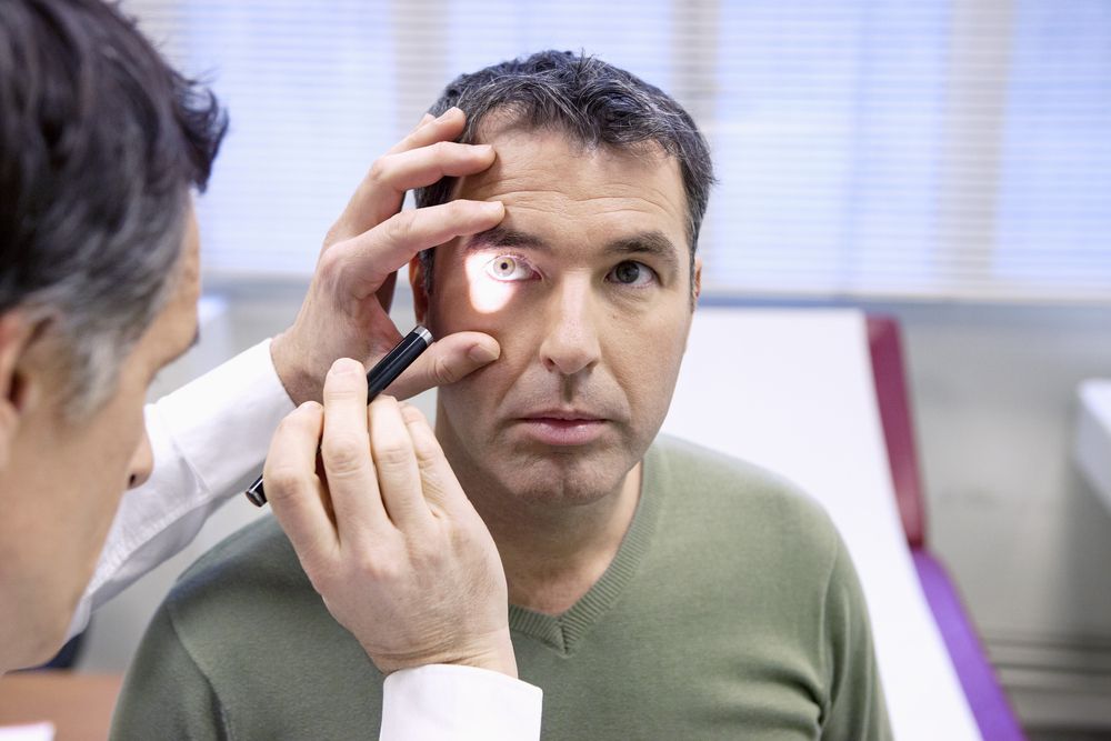 chirurgie laser des yeux
