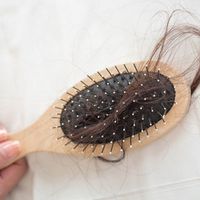 La chute de cheveux chez la femme
