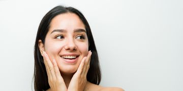 Le Cou : Défroissage via la Radiofréquence Microneedlée associée aux Polynucléotides