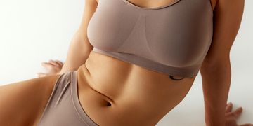 L’abdominoplastie en Guadeloupe : une intervention adaptée aux morphologies locales L’abdominoplastie en Guadeloupe : une intervention adaptée aux morphologies locales