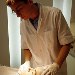 Dr Schneersohn