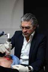 Dr Thierry Lafitte