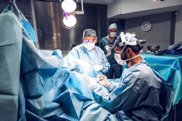Dr Alexis Delobaux