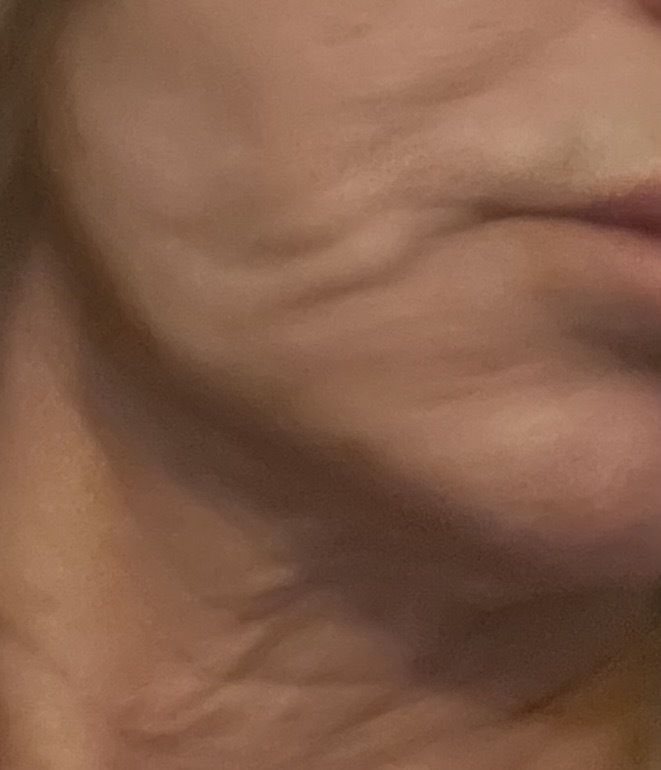 38851
