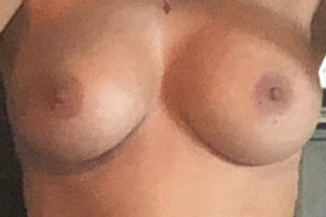 25782