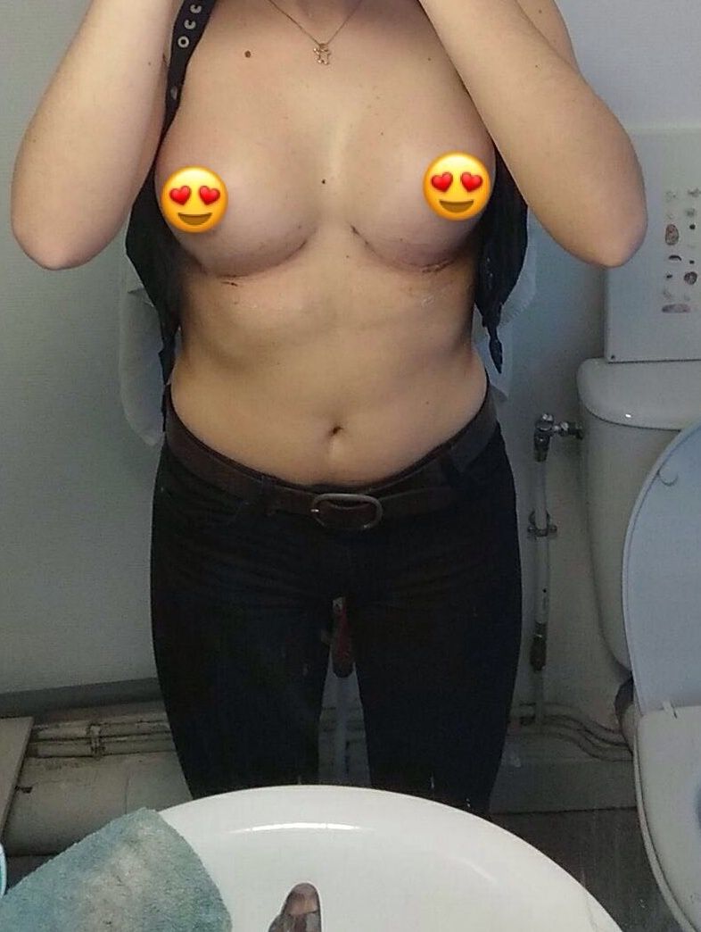 8022