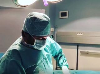 Augmentation Mammaire par voie axillaire