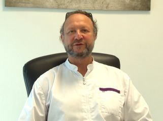 Dr Alain Berkovits