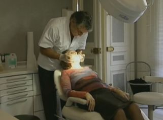 Séance d'injection d'acide hyaluronique et de Botox